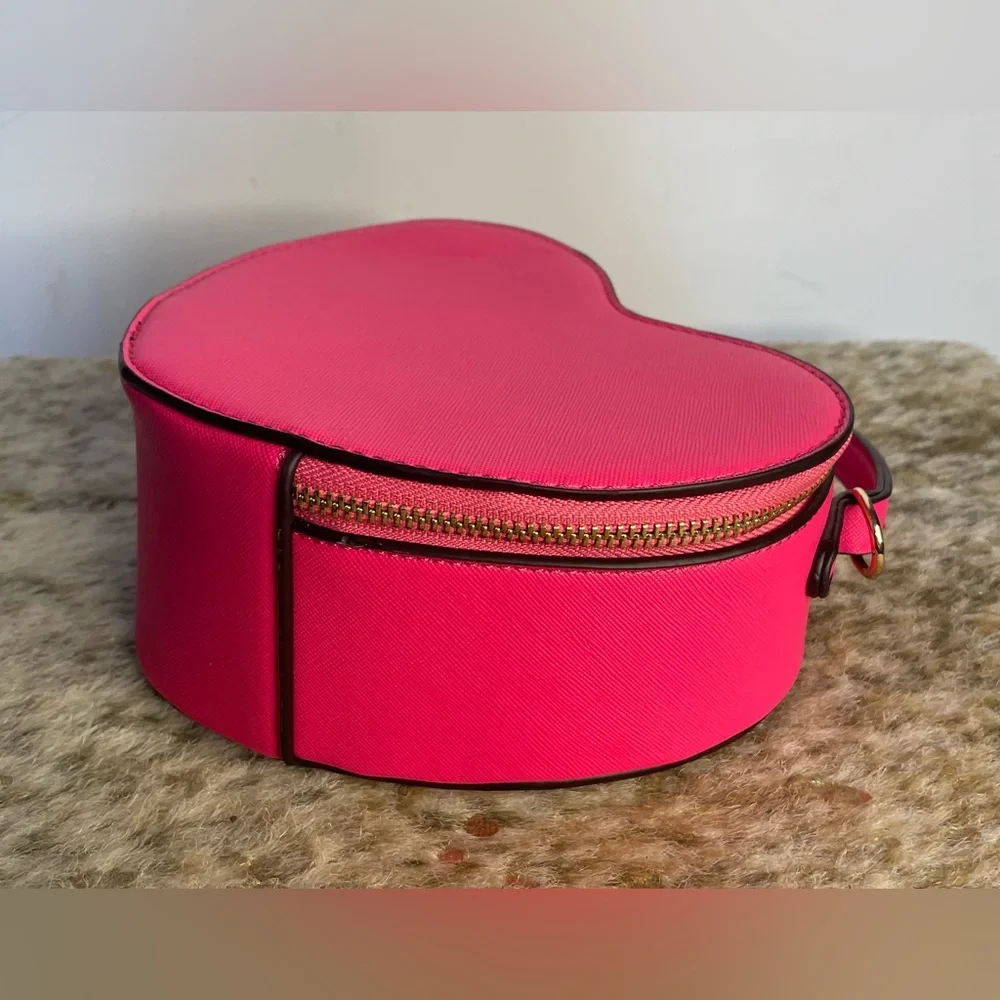 5 for $25đ„Hot Pink Heart Crossbody Purse- New Without Tags - Picture 6 of 11